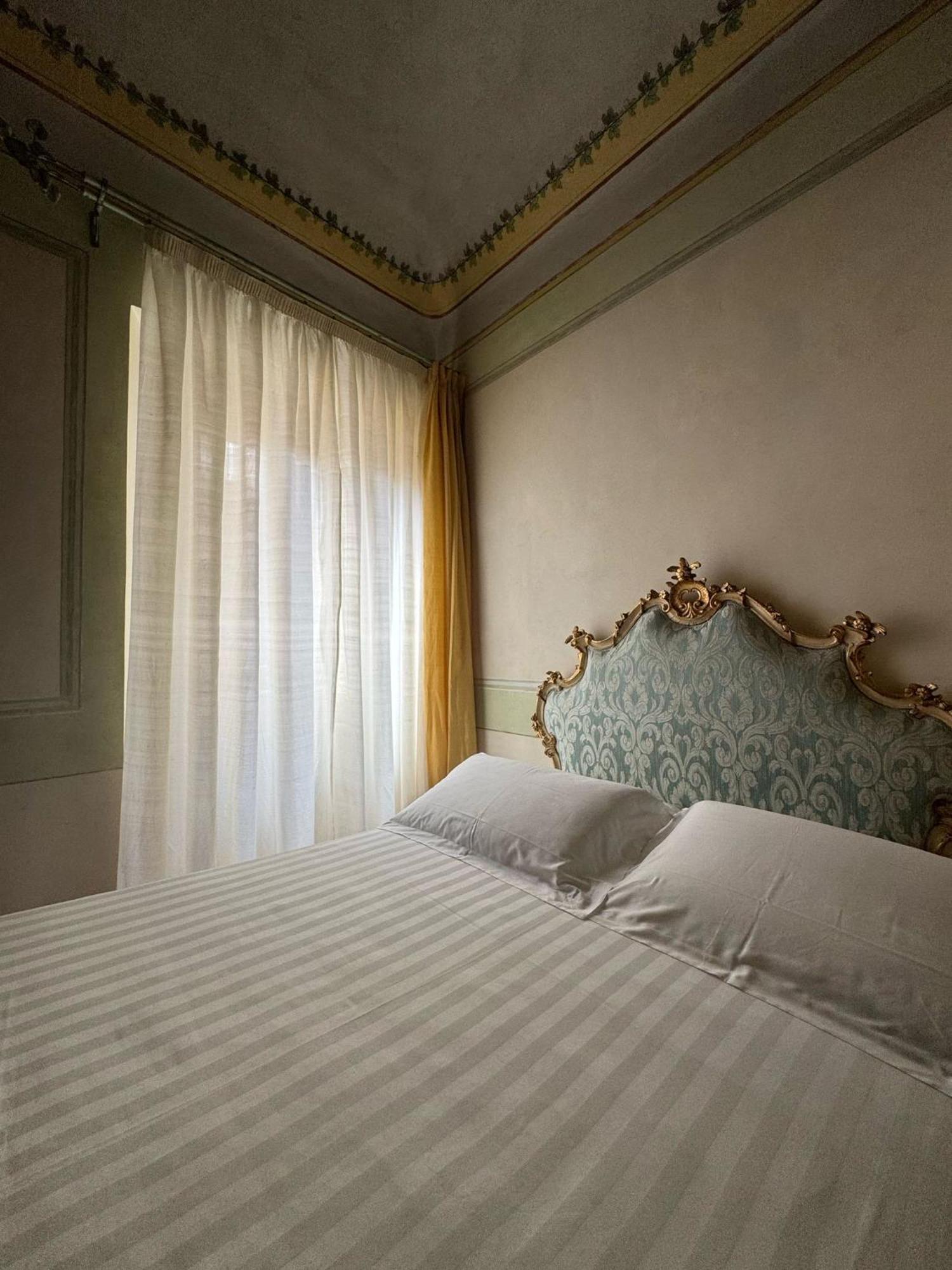 Urbino Apartments - Palazzo Paltroni Studio Ngoại thất bức ảnh